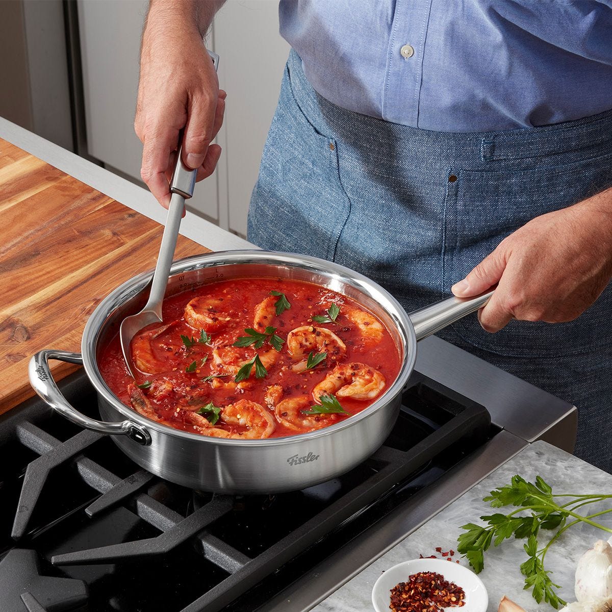 071-750-07-0000 Lifestyle SautePan ShrimpFraDiavolo1_1x1