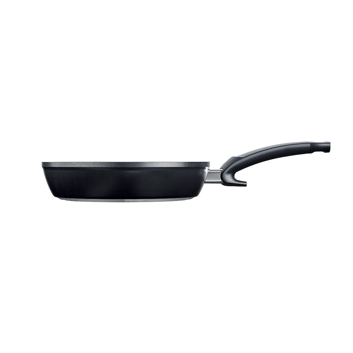4009209407883-Ceratal-Comfort-Black-Pan-24-sa-sideview Kopie